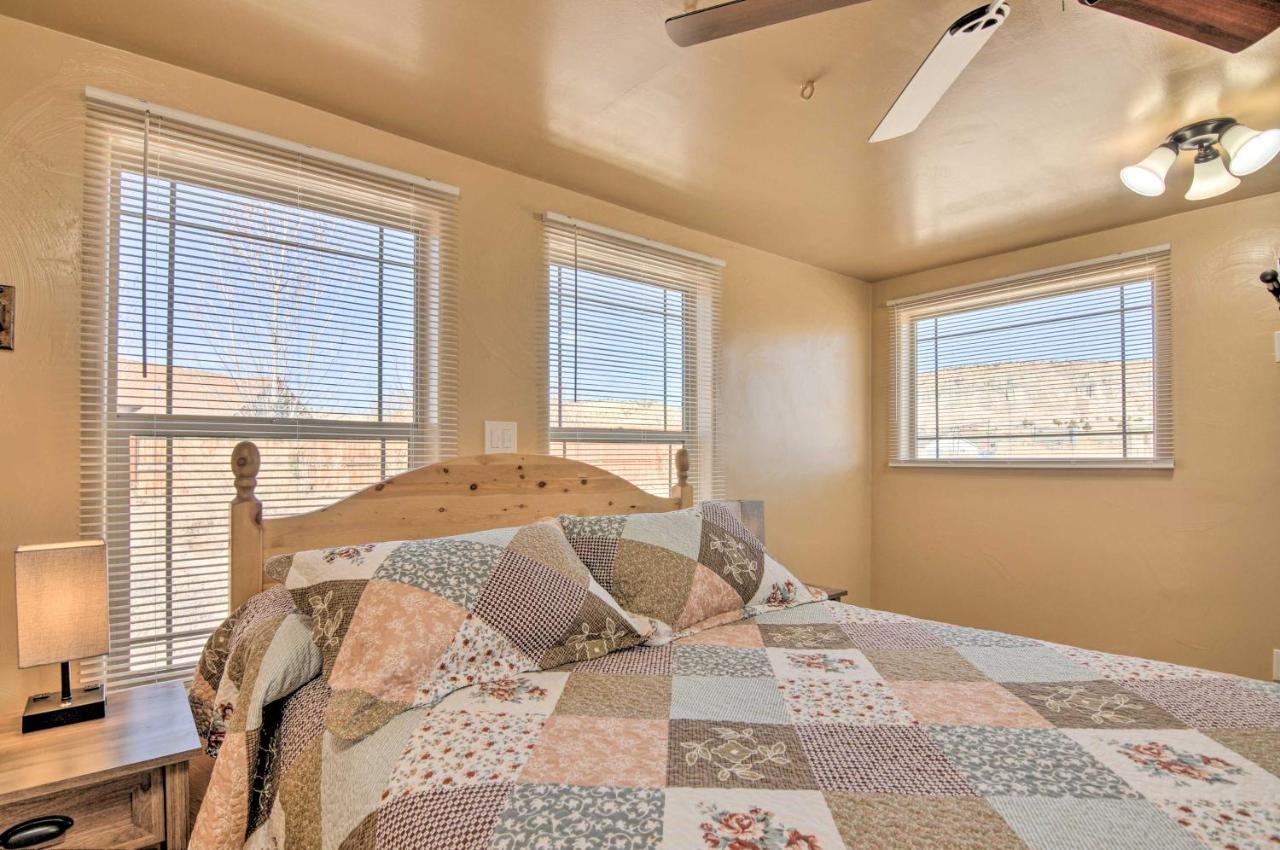 Cozy Home With Canyon Views 2 Mi To Grand Staircase Henrieville Exterior foto